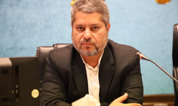 کشف باند خانوادگی کلاهبرداری در فضای مجازی کشف باند خانوادگی کلاهبرداری در فضای مجازی