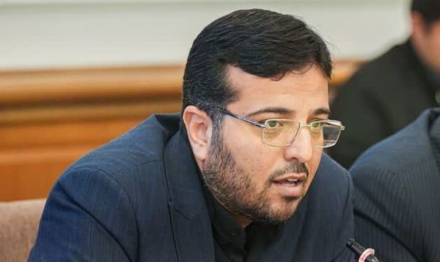 اسناد قطعات نخستین شهرک دولتی کشور در یزد صادر شد اسناد قطعات نخستین شهرک دولتی کشور در یزد صادر شد