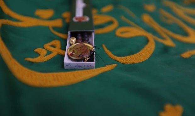 دیدار خدام استان قدس رضوی، با خانواده شهید مطلبی‌زاده